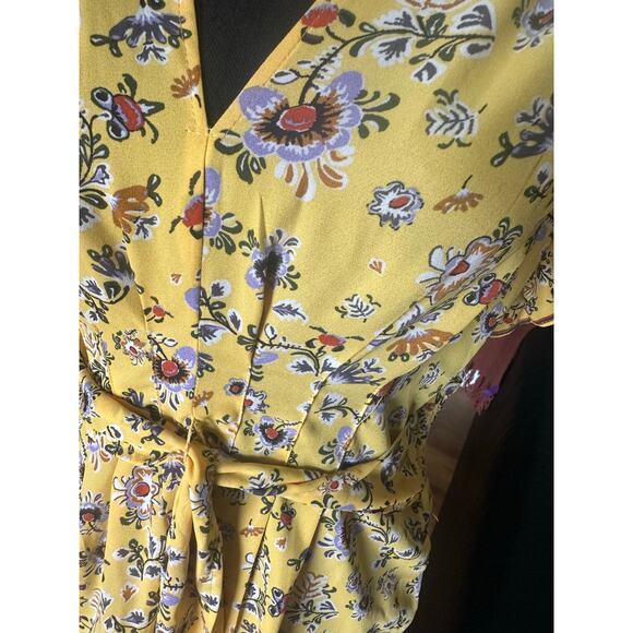 Max Studio Yellow Floral Blouse - Tie Waist - Bright Summer Print - Picture 2 of 7